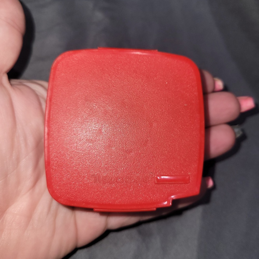Vintage TUPPERWARE Freezer Label Stickers Dispenser 1446-3 Red